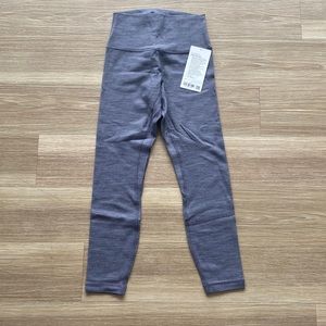 New with tags lululemon size 6 25” gray align leggings